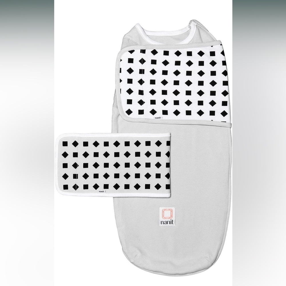 Nanit starter pack. One Nanit swaddle and one Nanit breathing band. 0-3 months
